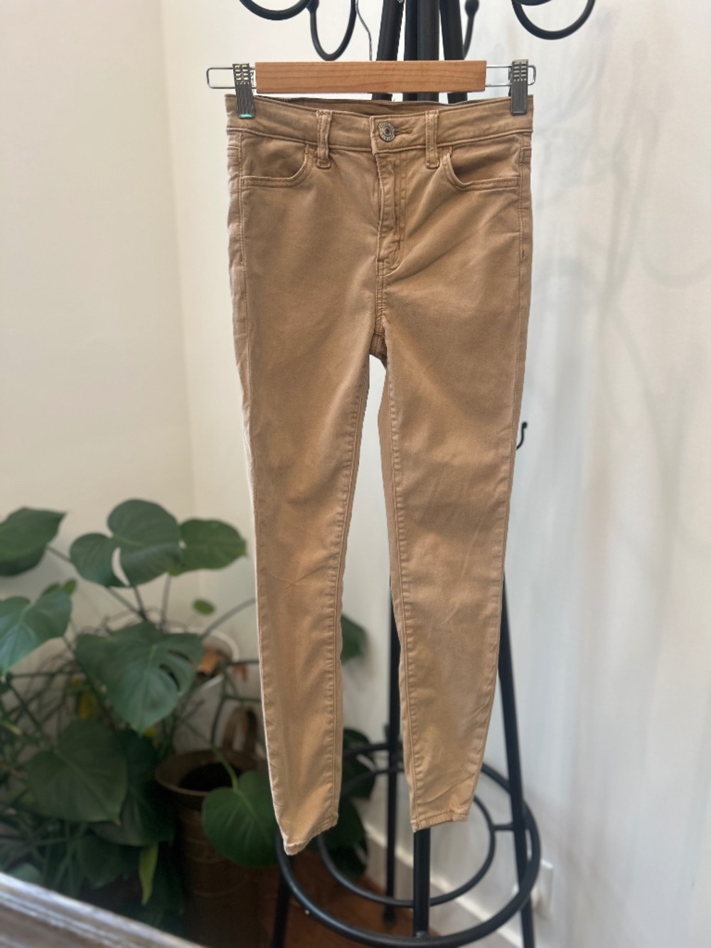 American Eagle Tan Khaki Jeggings Skinny Pants Size 000 Short